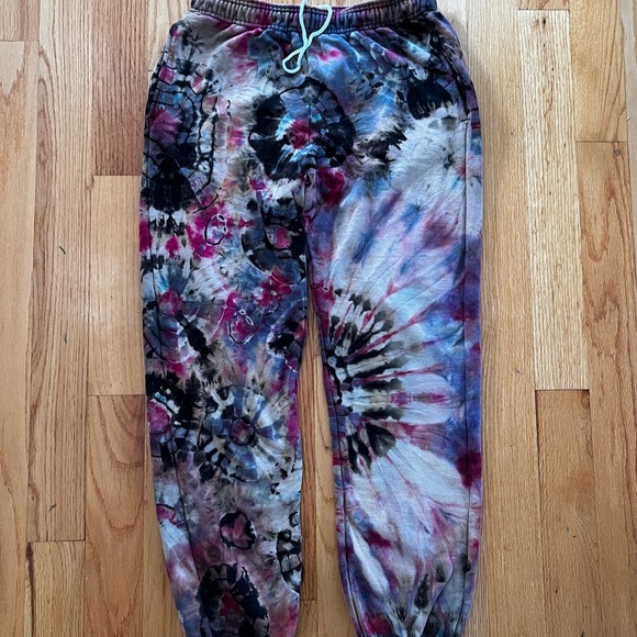 Custom tie dye Hanes sweatpants size Medium - Picture 2 of 2